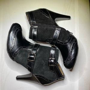 Ankle bootie by MIA